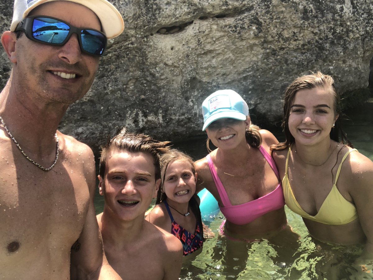 texastornado5's tweet photo. Hanging out on the Frio River this week with my world ๐
#relaxing #floatingtheriver
New ๐ ๐ช๐ผ https://t.co/dZIdGZ8dls