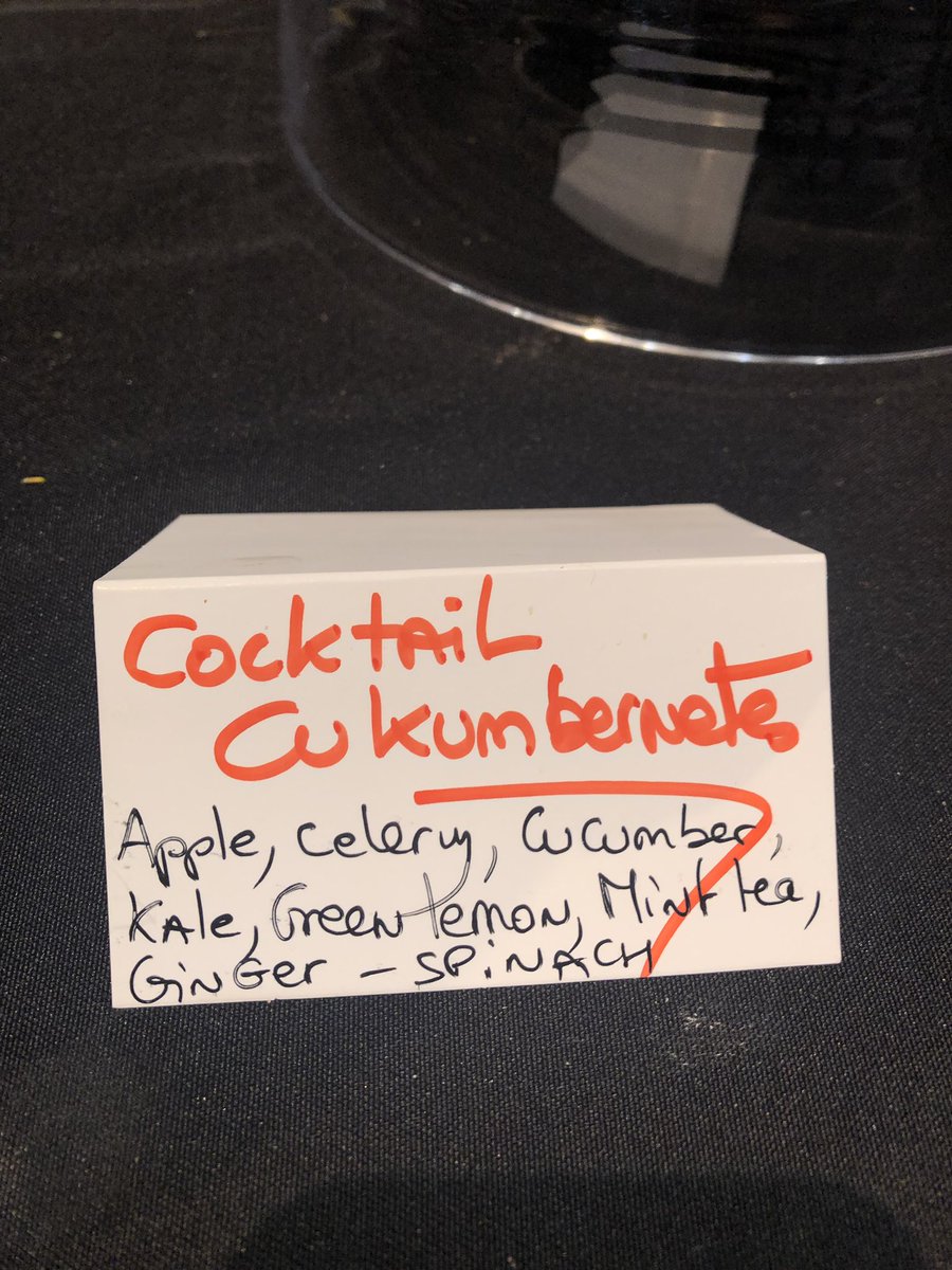 picsoung's tweet image. Once again #APIdaysSF is innovating 🎉

Alcohol free reception cocktail with some nice mocktails with funny names!

#api #APIdays