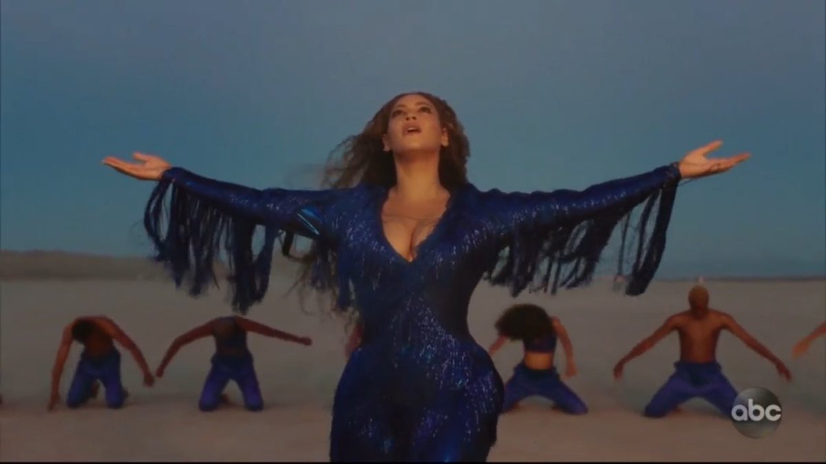 mefeater's tweet photo. #SpiritMusicVideo #TheLionKing 💕 https://t.co/o8fdunXgUh