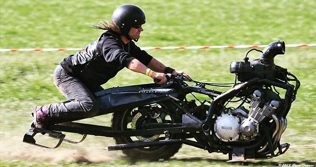 ijustwant2ride's tweet photo. Reposting @xclusive.bikes:
What the...? #supermoto #ktm #bikelife #aprilia #husqvarna #tm #yamaha #2stroke #4stroke #125cc #supermofools #enduro #querly #motorcycle #bikelife #motocross #wheelie #mototweaker #mototuningcrew #honda #suzuki #moto #motolife #dirtbike #supermotard https://t.co/7g6oSztWxr