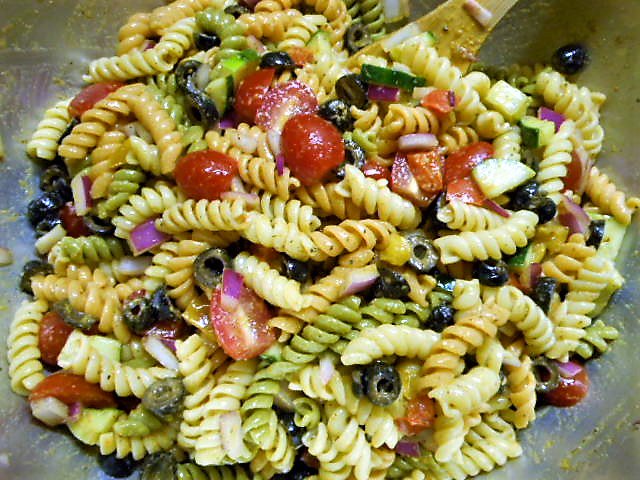 MadamSarcastra's tweet photo. For my #4444th #Tweet, wanna see somethin' gorgeous? ๐
#PastaSalad #plantbased #Vegan #veganfoodshare #veganhour #CrueltyFree #pasta #veggies #veganfriendly #VeganForAnimals #GoVegan #tuesdayvibes #NoMeatNoDairyNoKidding #PlantEater #WhatVegansEat #veganfood #veganeats #veggie https://t.co/0F4a3bXSYJ