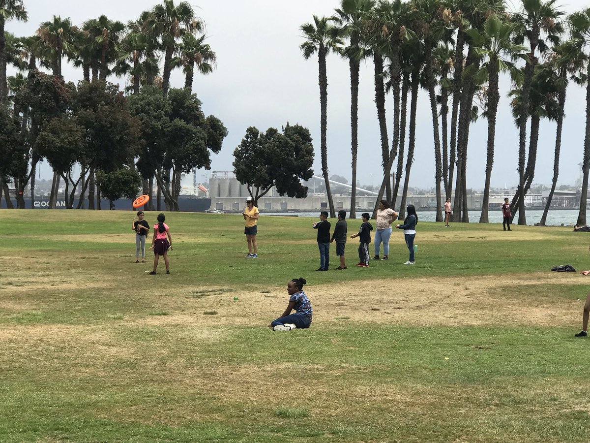 joynermicro's tweet photo. 5th grade fieldtrip to the beach. #JoynerMicroSociety #JoynerJaguars https://t.co/rwfGwyMFLp
