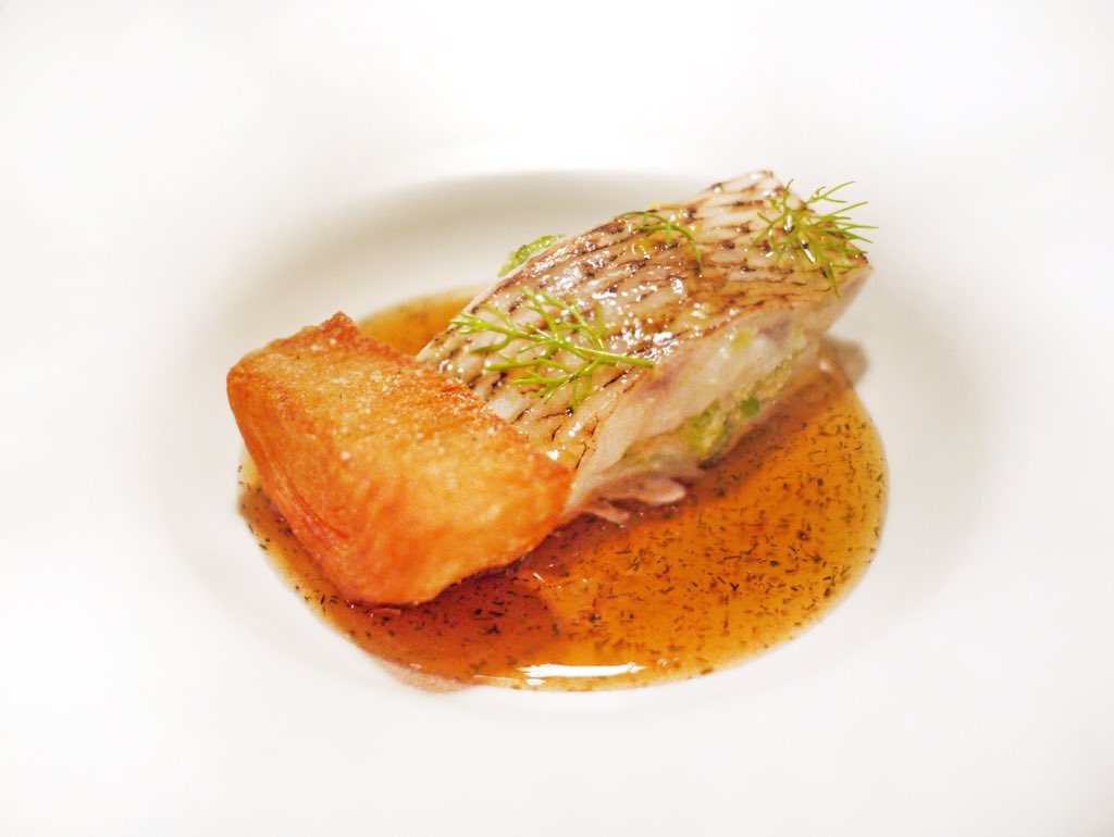 FineDiningExp's tweet image. Meal at #Mingles Lobster Hanwoo beef Red mullet Dessert of 3 types of Jang (Korean sauce) #Asias50Best #MichelinStars 🌟🌟 #Seoul #FineDining #FineDiningLovers #XtremeFoodiesTV #hautecuisine #gastronomy