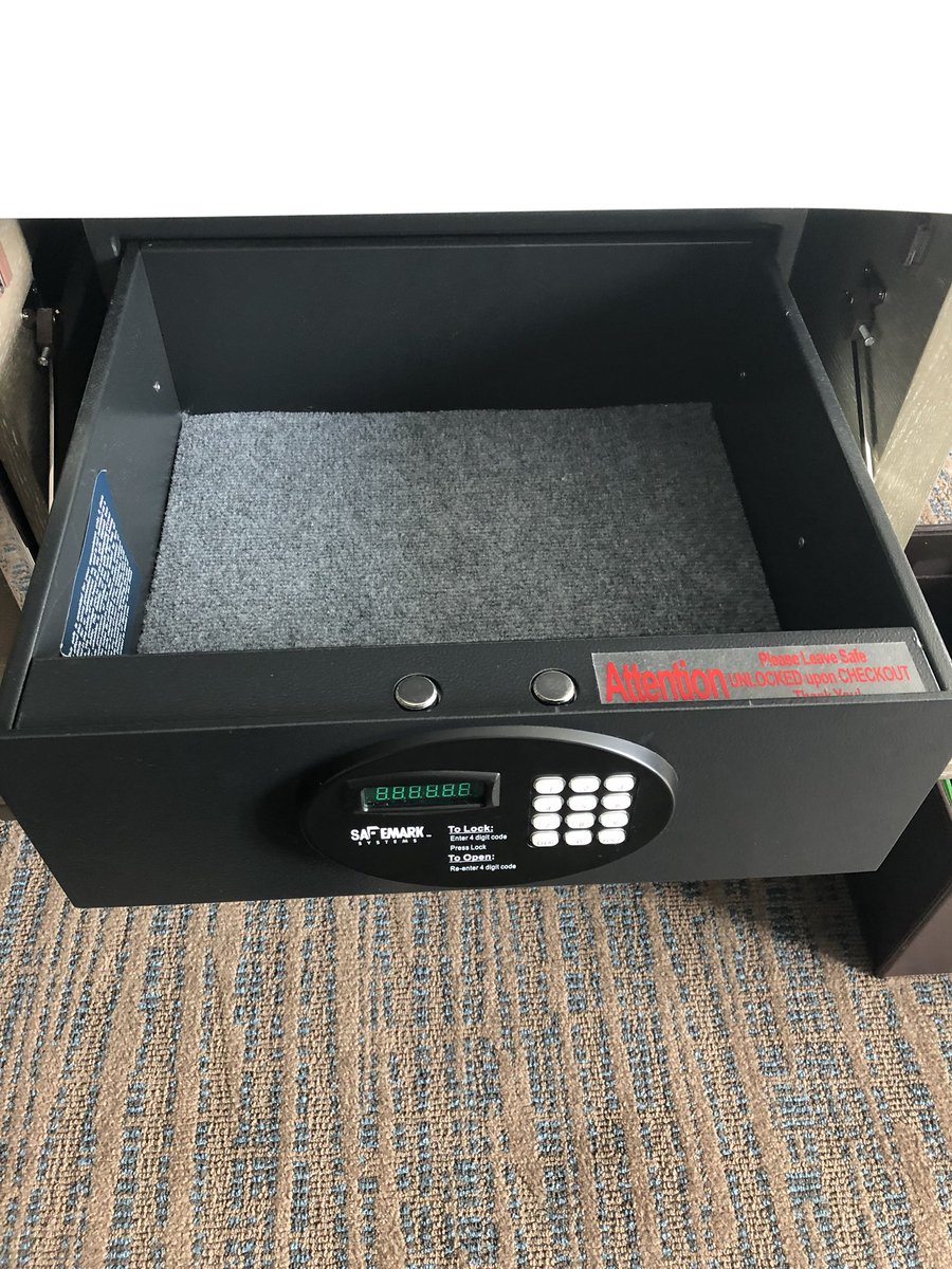 DavidFFabbri's tweet photo. Hotel safe is a drawer. Why did it take so long to figure this out safe designers? https://t.co/oiPzwAtlo8