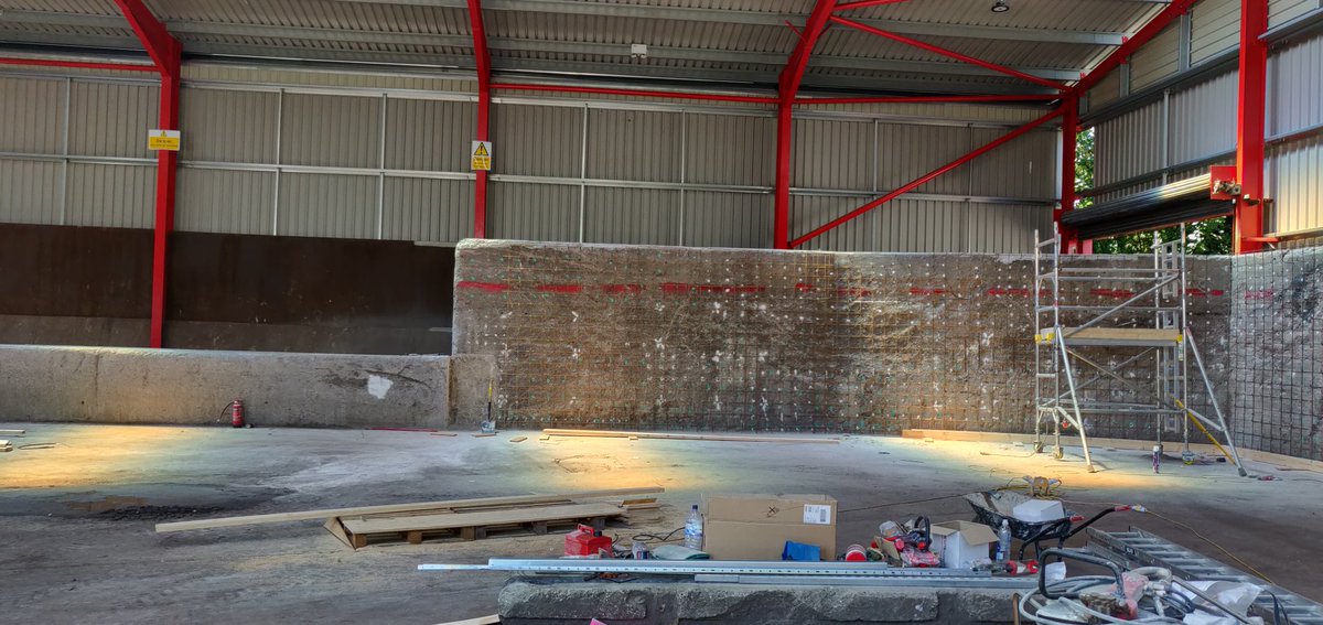 Gloverspsl's tweet photo. Good progress on a waste transfer station project in Cardiff working with @HBLAssociates @LCMgroup1 https://t.co/0p5CouncU6