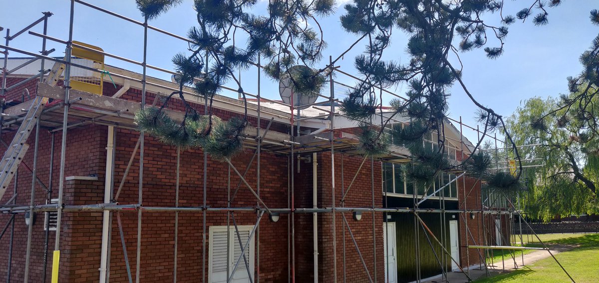 Gloverspsl's tweet photo. Works progressing well on a church re-roofing #project in Cardiff #ecclesiastial #construction  one of a number of re-roofing projects on site across the UK https://t.co/Fh8EvmyAnG