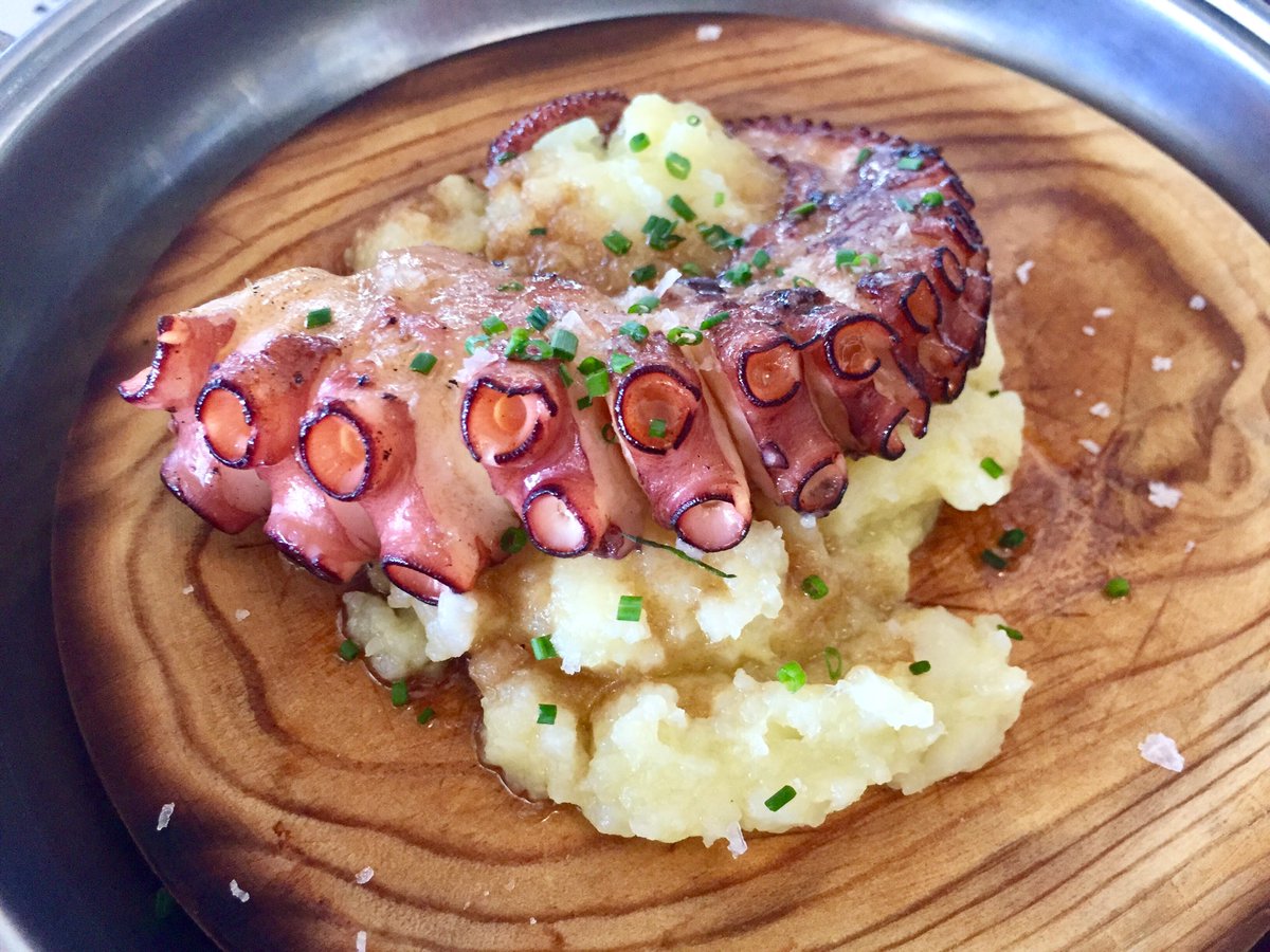 El_Equipo_A_'s tweet photo. Visita y disfrute máximo en @lobitodemardg gracias por las delicatessen @danigarcia_ca  #Pulpo #Gambas máxima calidad de matería prima y cocinado con mimo! ❤️ #Marbella https://t.co/unzro1U3SH