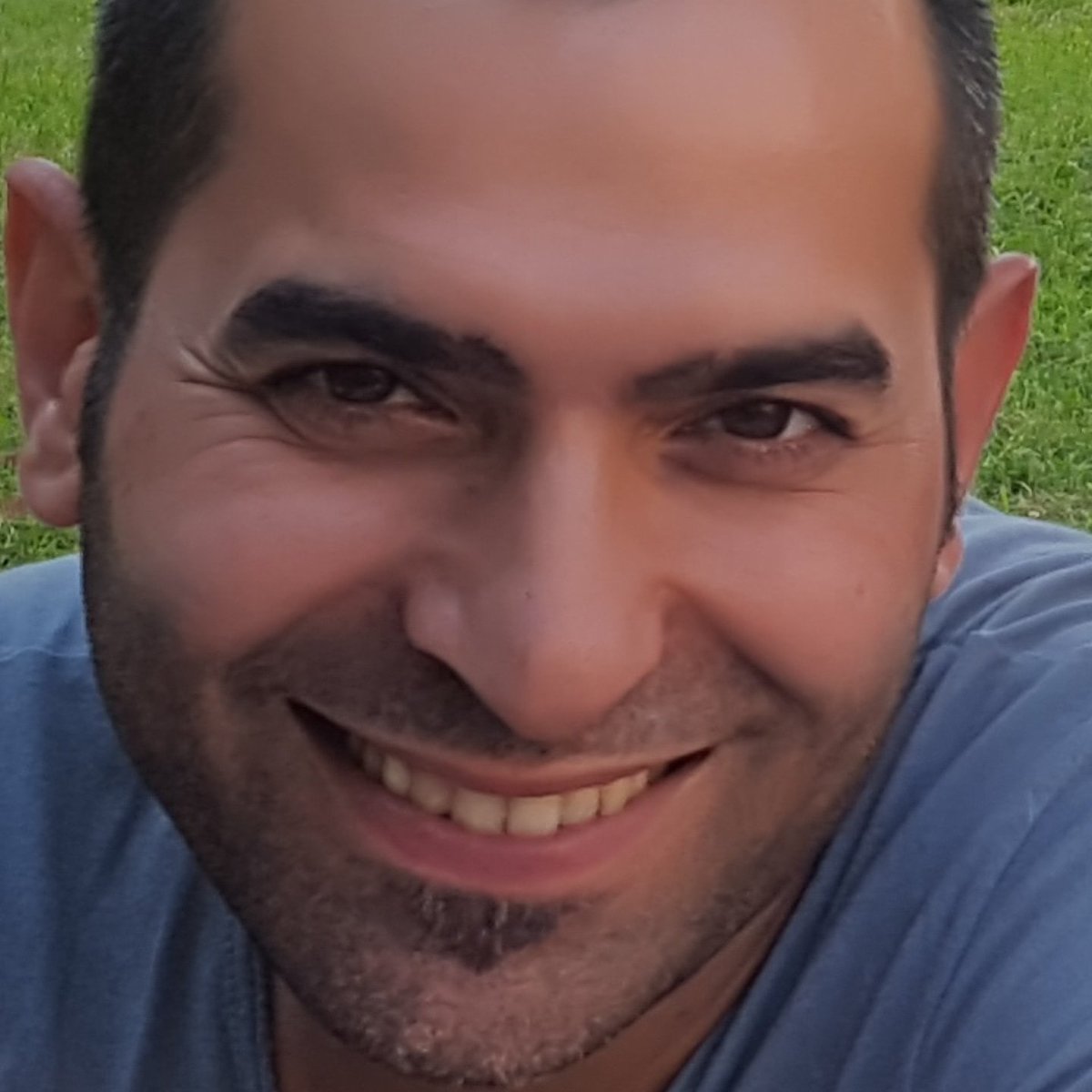 ASLI_SERDAR_'s tweet photo. #serdarcekicicinadalet 
Güzel gülüşlü kardeşim din oglumdun sirdasimdin çok özledim be kardeş 😢😢 https://t.co/FN8vFBbIq0