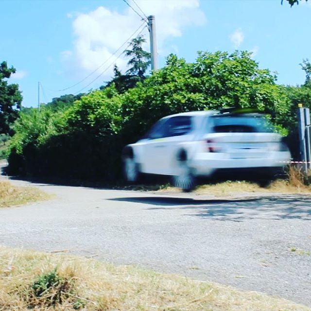 Una pillola dai test di oggi in vista del @rally_romacapitale, 6^ tappa del <a href="/cirally/">CIAR Sparco</a> e 5^ del <a href="/fiaerc/">FIA European Rally Championship</a>! Domani qualche altro passaggio 😉😎 Sound on... #GBBASSOFFICIAL <a href="/lorenzo/">Lorenzo Mendoza</a>.granai @loran_rally <a href="/metiorsport/">MetiorSport</a>.it @michelinmotorsport ift.tt/2ldWZ3r