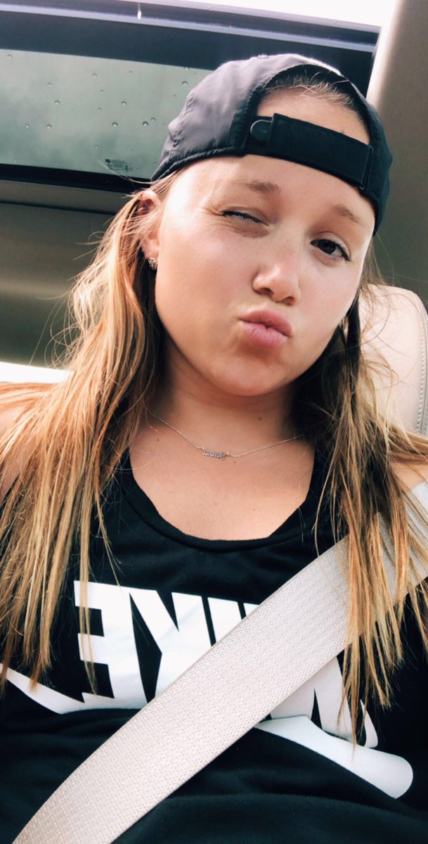 jennnaaa_19's tweet photo. I look like a dude but a cute one atleast 🤷🏼‍♀️😂 https://t.co/UrubbEG301