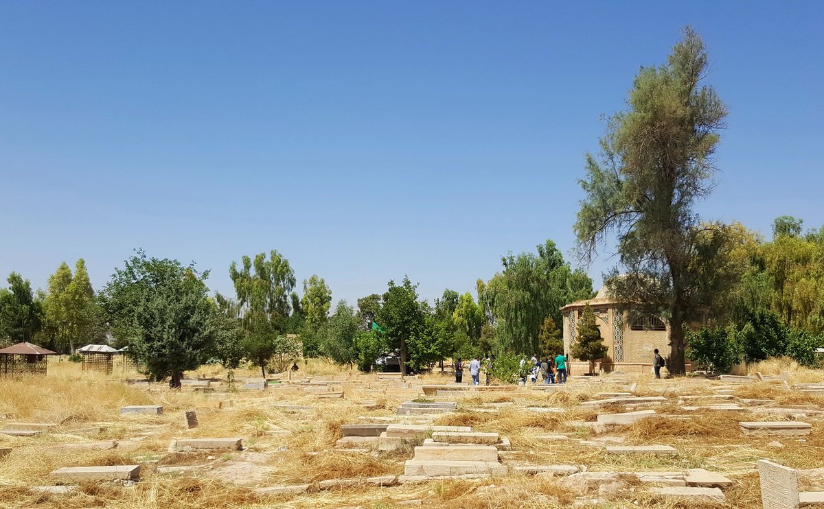 NcaTravels's tweet photo. Stone Lion Grave
Stone Lion Grave in oldest Shiraz graveyard called "Daar-alsalaam".
https://t.co/Aid2fgOioK https://t.co/1vCdz4N95i