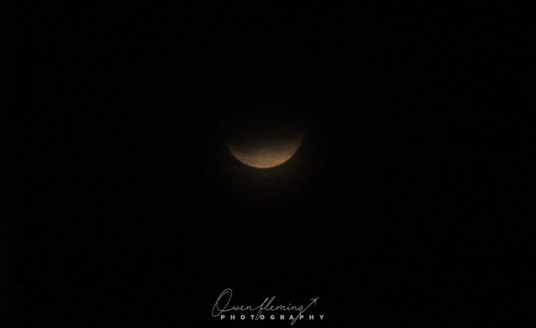 OFImages_'s tweet image. Tonight’s Moon From Liverpool #LunarEclipse2019 #Liverpool @itvnews @SkyNews @GMB @thismorning @ITV @NASA
