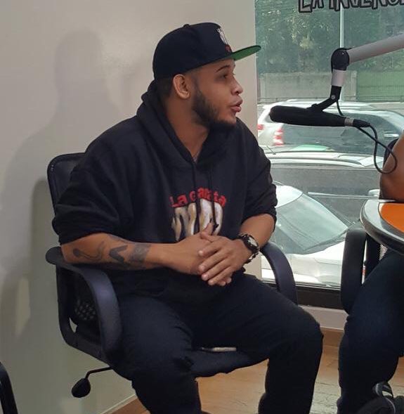 View image on Twitter