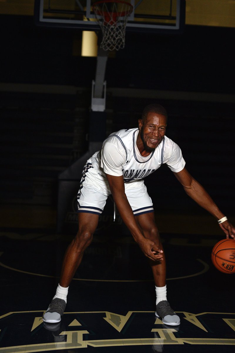 MonmouthBBall's tweet photo. They really do grow up by their senior year... ⌛️

#FlyHawks || #faceappchallenge https://t.co/D9CMneBcw4