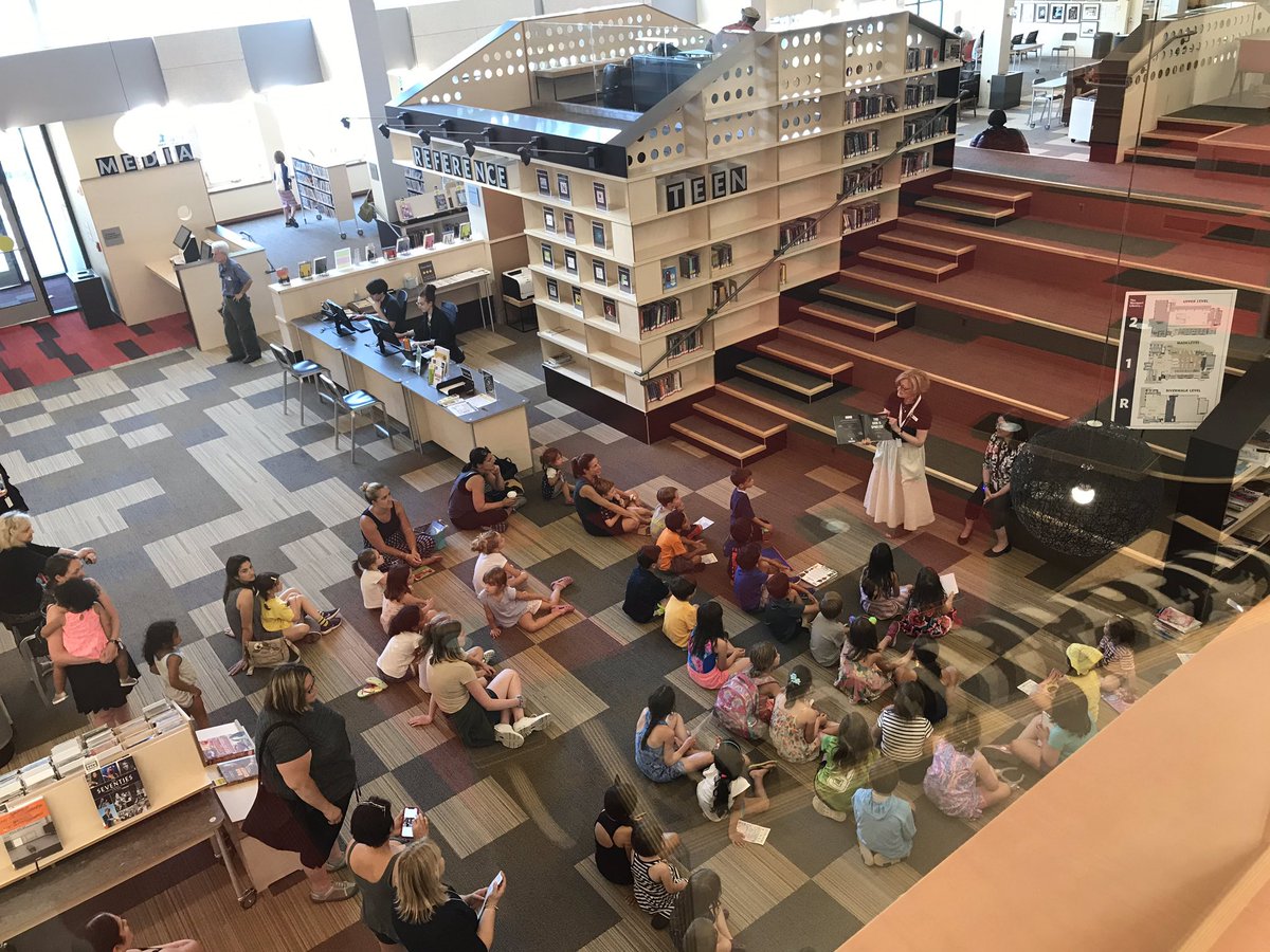 dawnsherriff2's tweet image. SES Summer Reading Meet Up at the Westport Library...readers celebrating books, readers, and BINGO!  #seshasjoy #westport @raeannelocke @JCareyReads @EDMessler