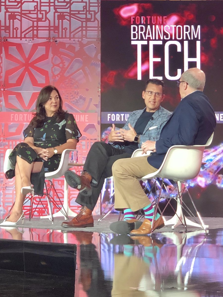 Delphix's tweet image. “Today things don’t really go down. You get the spinner of death. Consumers will give you about 3 seconds before they give up.” —shares @pagerduty CEO @jenntejada on why fast data matters in resolving downtime or performance issues. #FortuneTech @jedidiahyueh
#LetDataFlow🌊