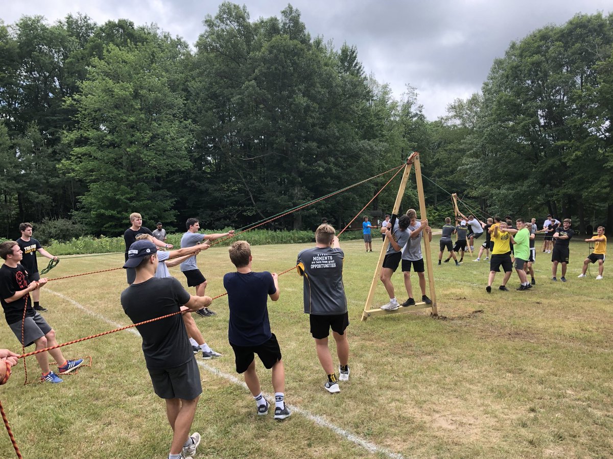CoachESchugars's tweet photo. Amazing couple days with @TCCHSfootball and @VEMentality What an opportunity to grow as a team.  E+R=O. Lion chasers!#IronSharpensIron #RALI https://t.co/POxsO821Qc