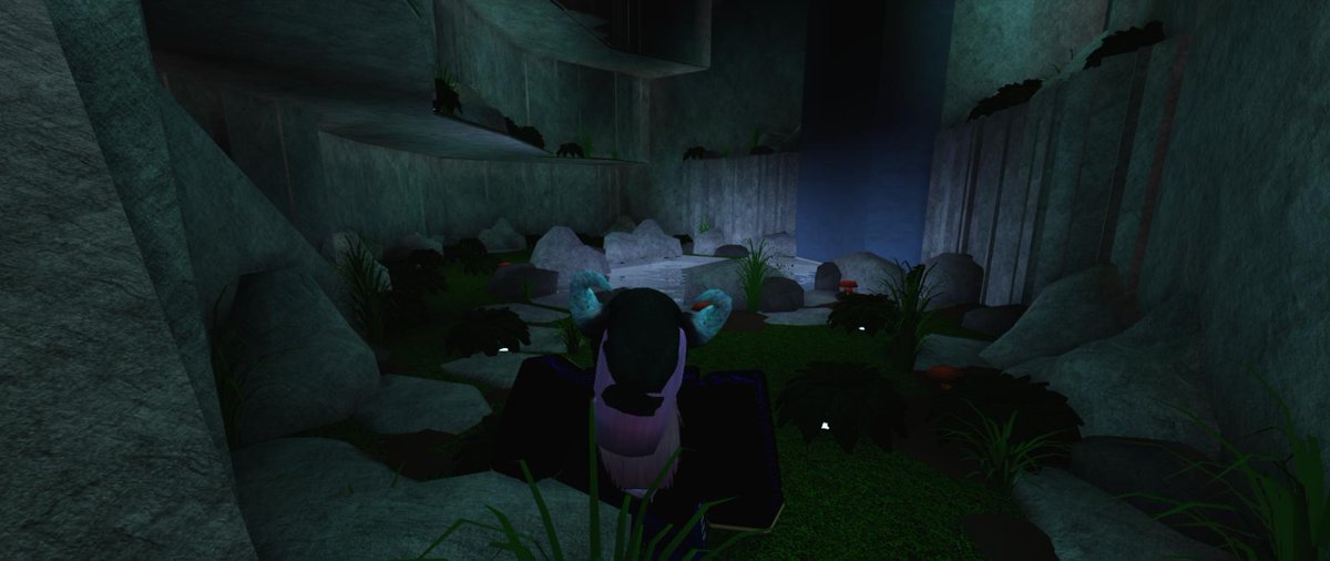 Kirae On Twitter Helped My Friend Build A Cool Cave In Bloxburg It Looked Really Nice So I Took A Screenshot D - cave house roblox