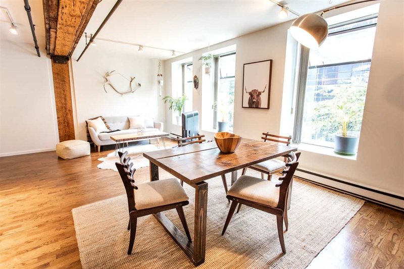 Mission House is a 1912 heritage warehouse building converted to lofts in 1982.  Featuring original heritage components including exposed brick, posts and beams, and hardwood floors.

View the loft -> vancitylofts.com/r2389480-203-1…

Listed by Oakwyn Realty Downtown Ltd.