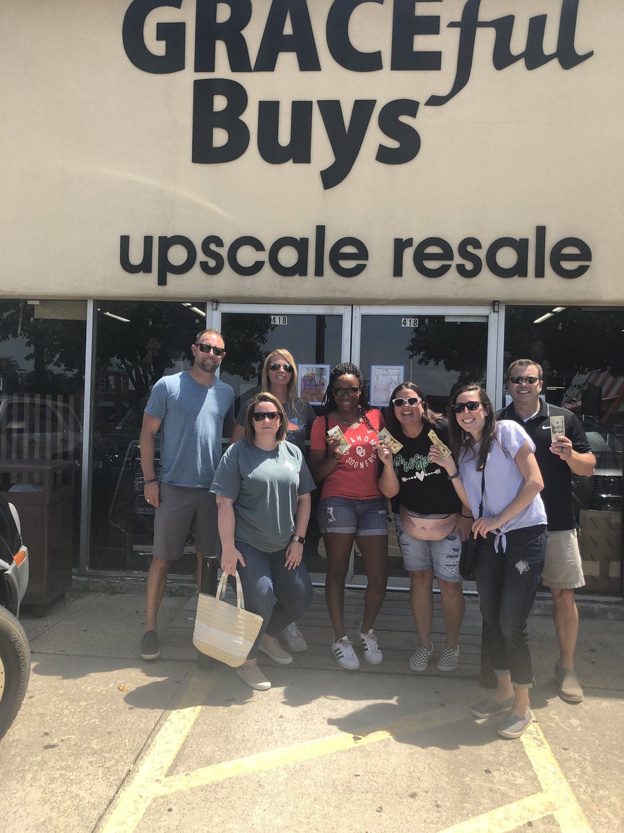 PennyHunterWash's tweet photo. Stylin Profilin’ and Reynolds Wildin’. ADCO team @PISDReynolds is connecting! Just AXE us about it! 💚 https://t.co/sPlQSkBfzc