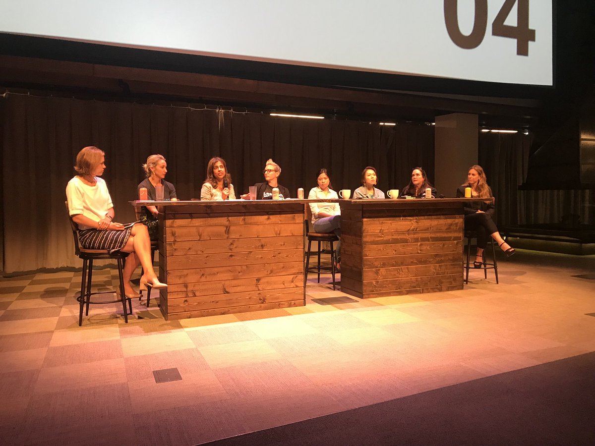 Lindsay Nelson &amp; I repping <a href="/lesbiantech/">LWT</a> for the @TripAdvisor Women in Leadership panel. LWT-Thanks for the rush delivery on the shirt!