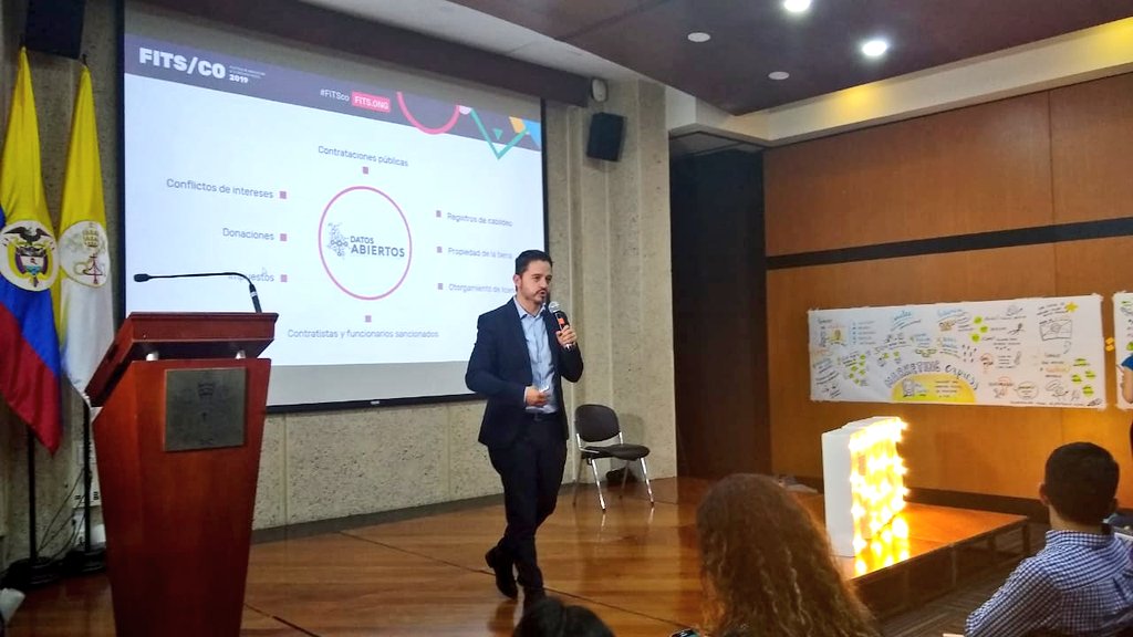 GobDigitalCO's tweet photo. "Si el acceso a la información es transparente, rápido y de calidad, los ciudadanos, entes de control y Estado, vamos a realizar veeduría de manera oportuna" @crozo en #FITSco sobre el papel de los #DatosAbiertos en la lucha contra la corrupción ➡️ https://t.co/KuOZyGK35l https://t.co/sF9awwtyMt