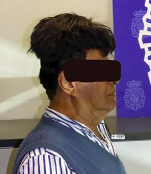 Complex's tweet photo. Police in Spain arrested a man in Barcelona's international airport for allegedly trying to hide over $30,000 worth of cocaine under his wig. 

➡️ https://t.co/aea0NEMS2j https://t.co/EyR8Foo8pj