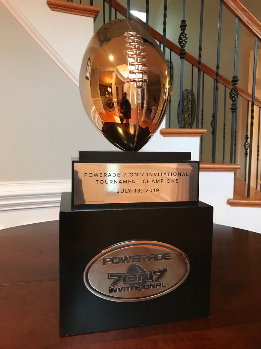 Blazing7on7's tweet photo. Tune in Thursday @ 6pm on @ESPNU for 2019 #PoweradeInvitational! @cfhspanthers @HoughFB @FbRichmond @MauryCommodores @OscarSmithFB @beavernationFB @Hornet_TD_Club @MaleBulldogs @VanceCougarsFB https://t.co/cgaC3T9PMR