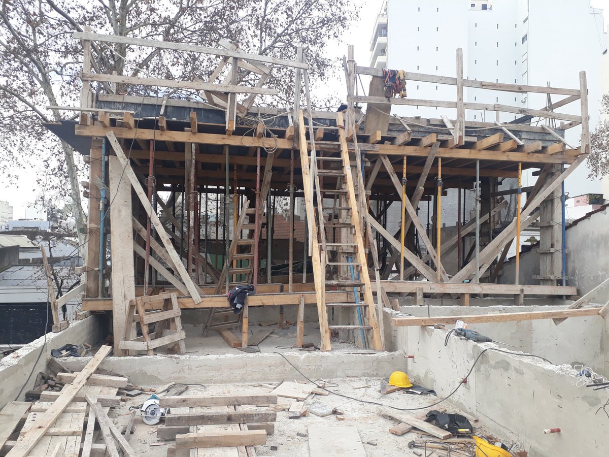 hmdesignstar's tweet photo. Obra en construcción :Quintino Bocayuba 1061,hacemos proyectos en 3D de tu casa,permiso de obra, y obras. HM DESIGN https://t.co/htiuf871Q2