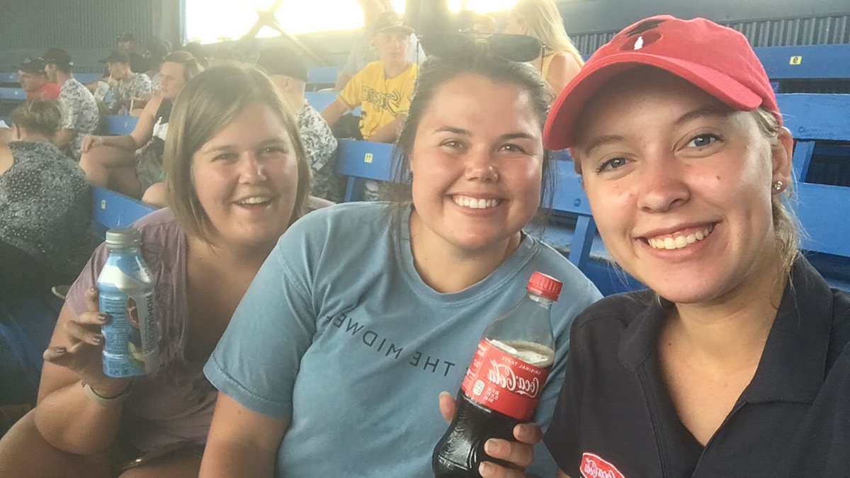 JessicaWise27's tweet photo. Can’t wait for those baseball butts. Thanks for this opportunity, @CocaCola. #allstarselfie https://t.co/gEblZxEagD