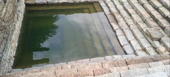 aforabhi1's tweet photo. Kalyani(Stepwell) cleaned by #YuvaBrigade Koratagere, Tumkur 15 days back now filling with fresh water.
#happiness #satisfaction #JalaJeevana 😊
@yuva_brigade @mowrrdgr @astitvam @chandrurastra https://t.co/PytSYpKhNw