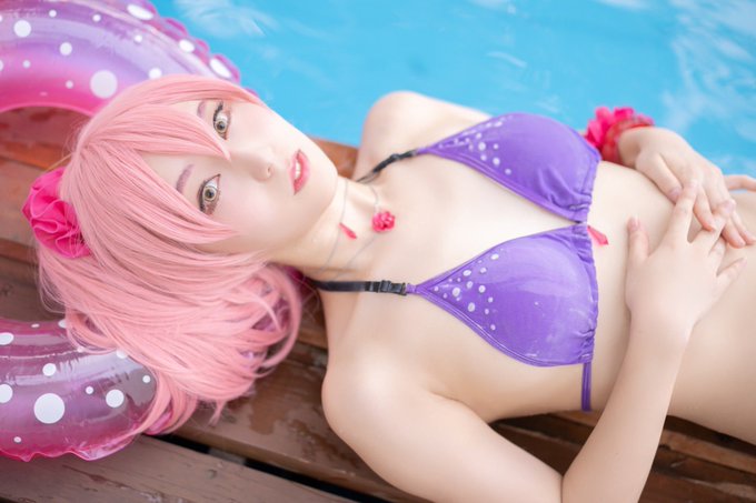 Twitterのコスプレ画像15