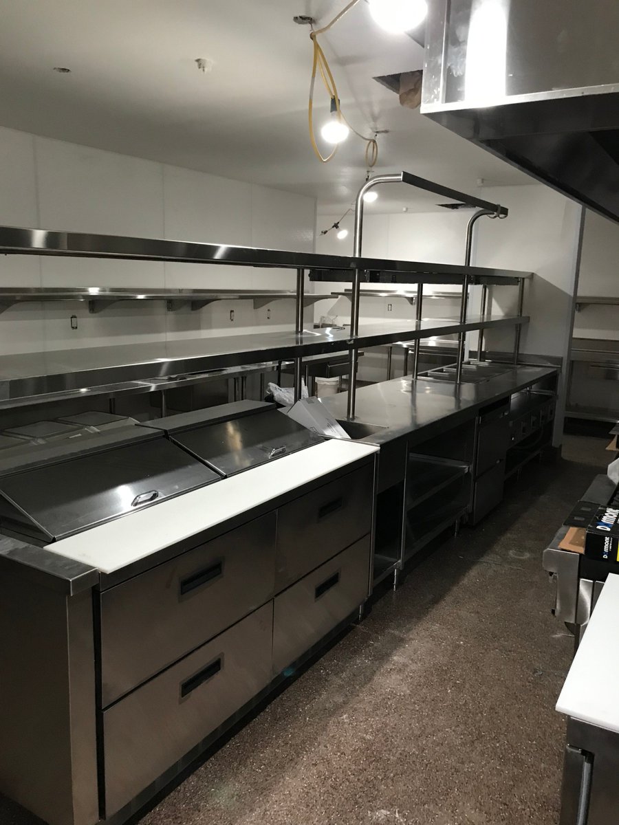 AFIkitchens's tweet photo. That's a wrap at Oakmont Senior Living in Valencia, CA!

#AFI #afiinstallations #foodserviceinstallations #foodserviceequipment #AFIkitchens #kitchenhood #commercialkitchenequipment #customkitchen #potracks #captiveaire #captiveaireca #cookline #salamander #doublestackoven https://t.co/56RFY8X5VD