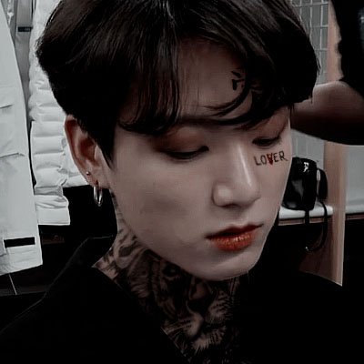 Bueno, tú ya viste el dibujo porque nunca puedo guardar sorpresas pero lo quería poner de todas formas, además sales tan tierno y precioso que todos deben verte en versión chibi. Te adoro.