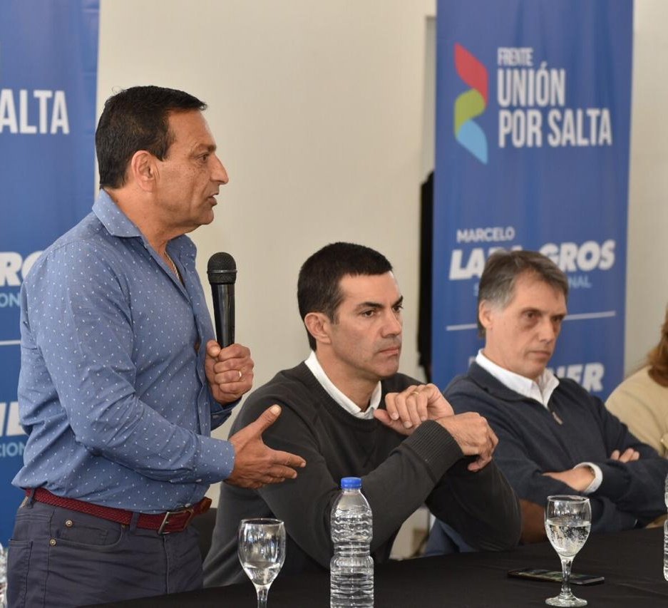 Continuando nuestro recorrido por el interior de la provincia; junto a <a href="/UrtubeyJM/">Juan Manuel Urtubey</a> presentamos a los precandidatos de @UnionPorSalta en #Cafayate 

🏛 <a href="/Pablokosiner/">Pablo Kosiner</a> <a href="/GEMartinich/">Gaby Martinich</a>
<a href="/MalvinaGareca/">Malvina Gareca</a> <a href="/PacoMarinaroR/">Paco Marinaro Rodó</a>
 <a href="/SilvinaAbilesok/">Silvina Abiles</a> <a href="/Emilce_Maury_/">LA MAURY</a>

#UniónPorSalta 
#ConsensoFederal