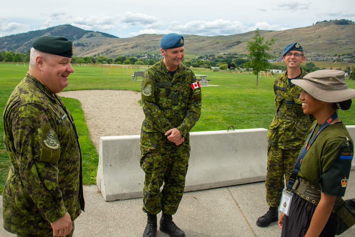 VernonCadets's tweet photo. On Friday, we had the honour of having @ComdCJCR Brigadier General Dave Cochrane and Chief Warrant Officer William Crawford tour Vernon Cadet Training Centre.

BGen Cochrane got a chance to meet cadets and staff from all across the battalion. https://t.co/TEc7c4DTvt