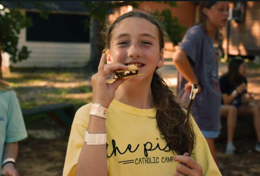 ThePinesCamp's tweet photo. Happiness is making s'mores ๐ฅ๐ซ #week7 #endofdayfun #camplife https://t.co/hoprd9iMLG