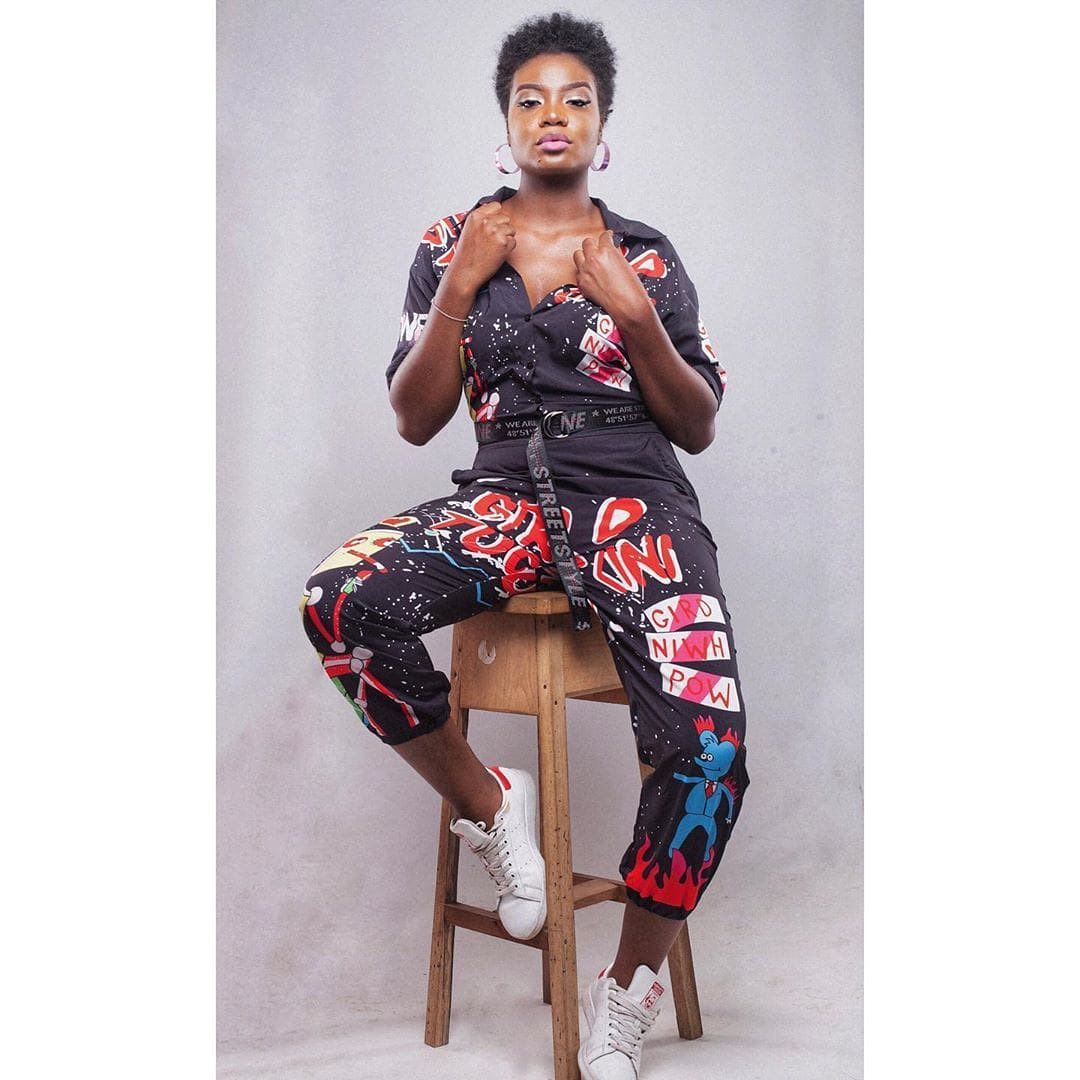 🎶🎙️🎼 Monday Mood... @bevyofficiel . #MondayMood #TagUnAmiQuiVaKiffer #Music #Team237 #Bimstr #NeFaitesPasDansLaSorcellerie #2... #Kmerzik bit.ly/2LoUK9r