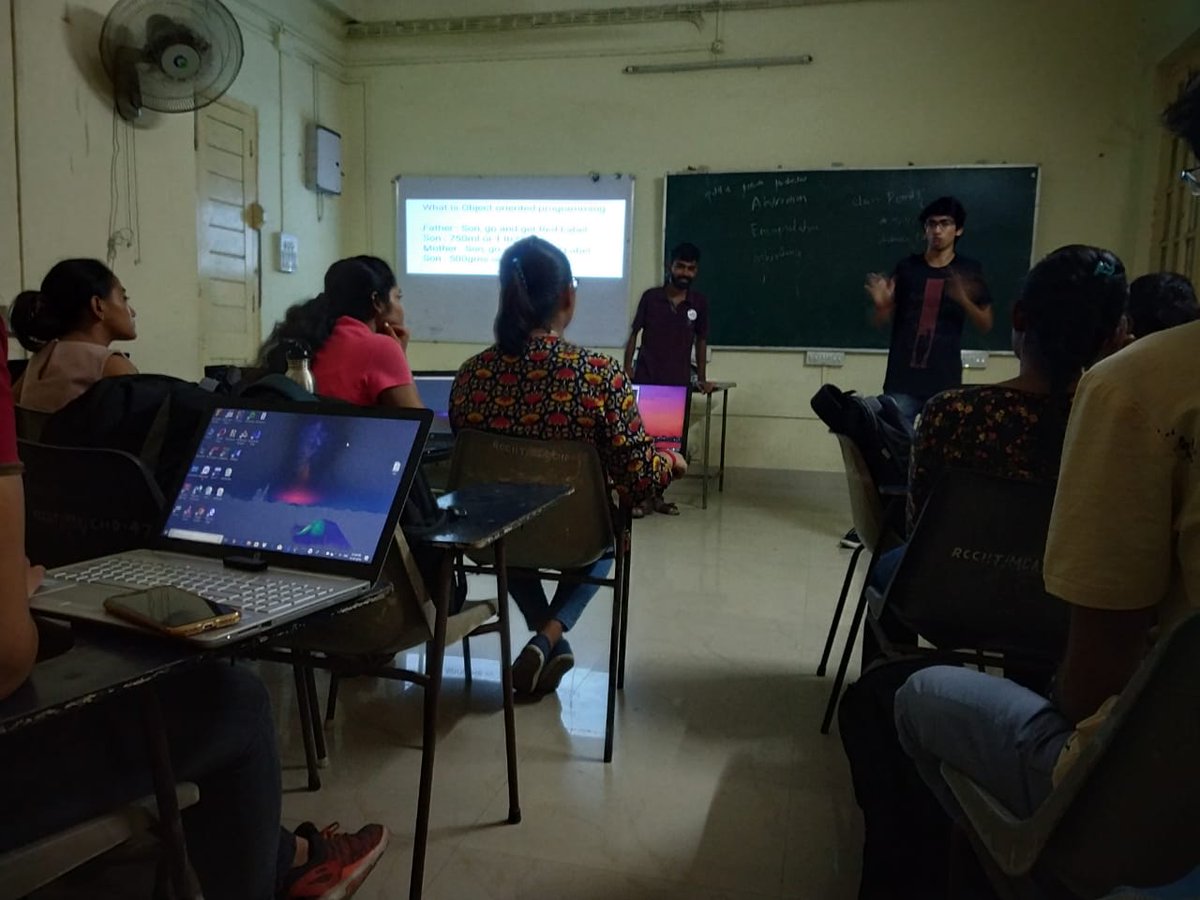 rotaractrcciit's tweet photo. "Talk is cheap, show me the code."
~Linus Torvalds

And what else could have given us a better start to the RY 2019-20 than organising a coding workshop?

@rotaractrcciit organised a workshop on Web Application development...

(1/n) https://t.co/bz5BxlhamM