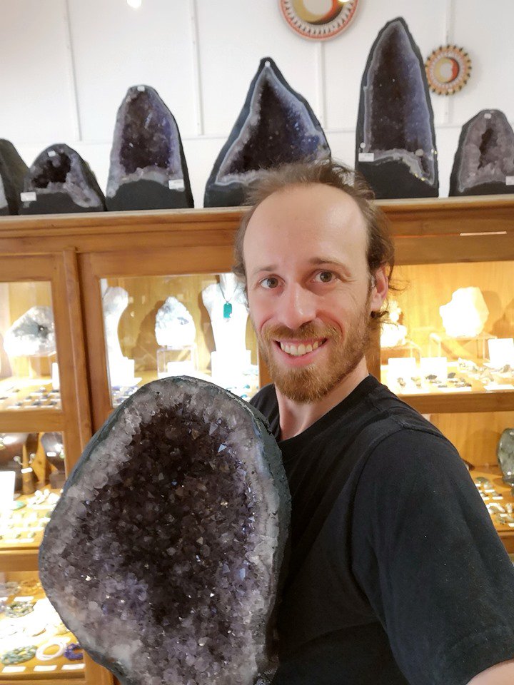 CristalSources's tweet photo. Belle semaine à tous 🌻

https://t.co/5CCSER8fCG
🏠 3 rue vallon 74200 Thonon les bains FR

#mineral #minerals #minéraux #lithotherapie #cristalsources #crystalhealing #cristal #cristaux #crystal #gemme #thonon #thononcotecentre #alpes #alps #lacleman #rawcrystals #crystalmagic https://t.co/haw10c1J0c