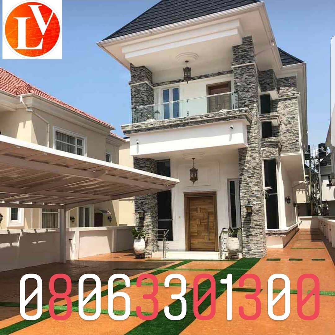 Lamashventure's tweet photo. Luxury  5bedroom  fully Detached Available for sale at Lekki County homes Megamound 
Price : 120m NEGOTIABLE 
CALL : 08063301300 https://t.co/mxFYmPQRZy