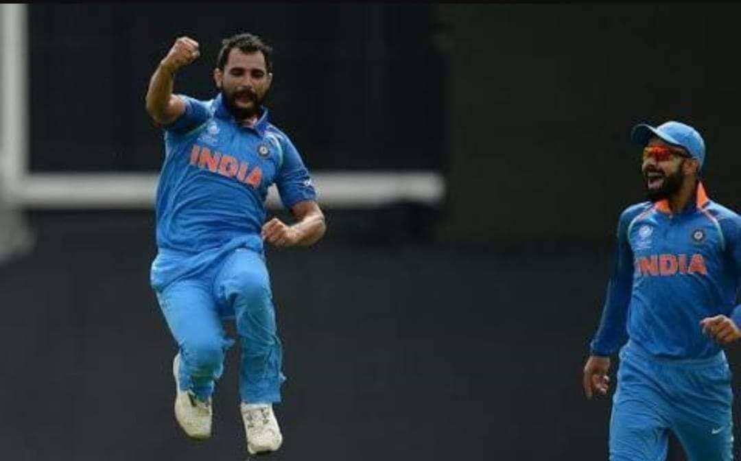 DetaniJabal's tweet photo. खुशियाँ थी बहुत फिर भी आँखों मे नमी थी ,
क्या टीम इंडिया मे आज शमी की कमी थी?

                             #INDvsNZ https://t.co/gP6mNXubM0