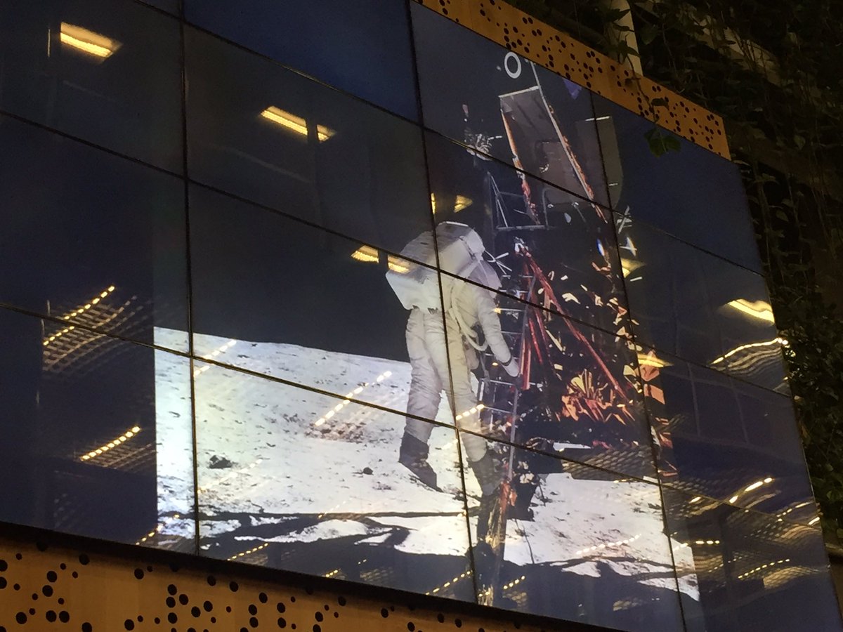 stephenthorpe's tweet image. Professor Sergei Gulyaev and Derek McCormack open the anniversary celebration of humankind landing on the moon @AUTuni #SpaceScience