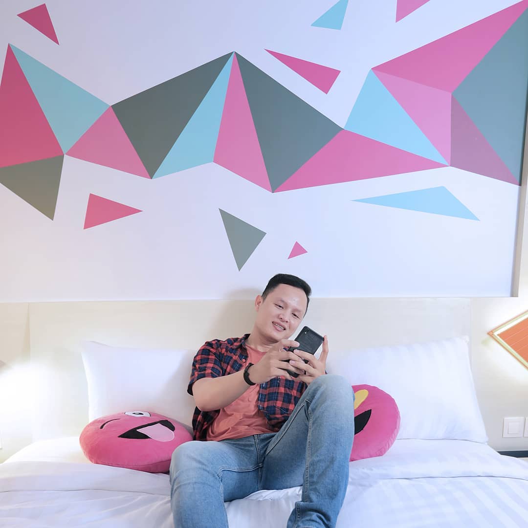 favehotels's tweet photo. Free high-speed Wi-Fi internet always accompanies your trip to keep connected with your relatives.

#funfreshfriendly #madiun #eastjava #favehotelmadiun #favehotels #archipelagointernational https://t.co/TEAk99CrMG