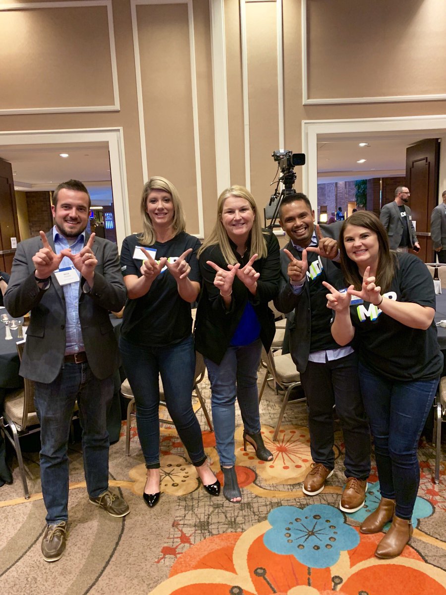 apcruzing's tweet photo. We bout it!  #NoGangSigns

#MDPlife2019 #Squad #Culture #RMR2020 #WestRegionLegion #Business #Retail #Work #Engage #Team #Leaders #Leadership #Grind  #Fun #WorkFlow #Energy #LifeAtAtt #West #Region @chansonplaza @Ashley_Faber_ @nick_rauser @CristySwink https://t.co/6puYOa3BFh