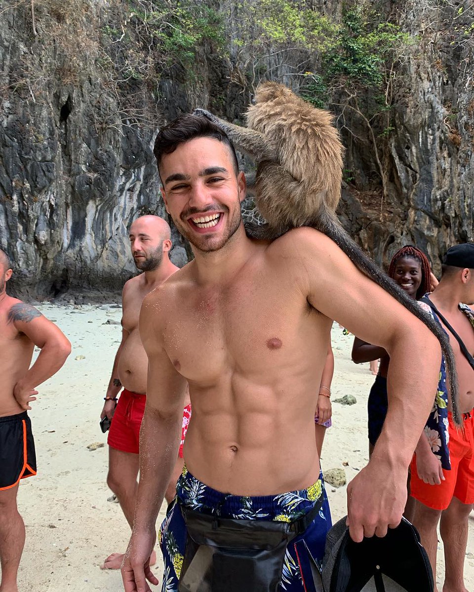 talkingtogaspar's tweet photo. 📌 Último día en Tailandia.

Fueron casi cuatro meses de aprendizaje y crecimiento personal que no tienen precio. Agradezco a todos los que me acompañaron en esto, y pronto nos volveremos a ver. 🇹🇭 Ahora a preparar las maletas para regresar a Miami. 🇺🇸💕 https://t.co/xJr1i964iS