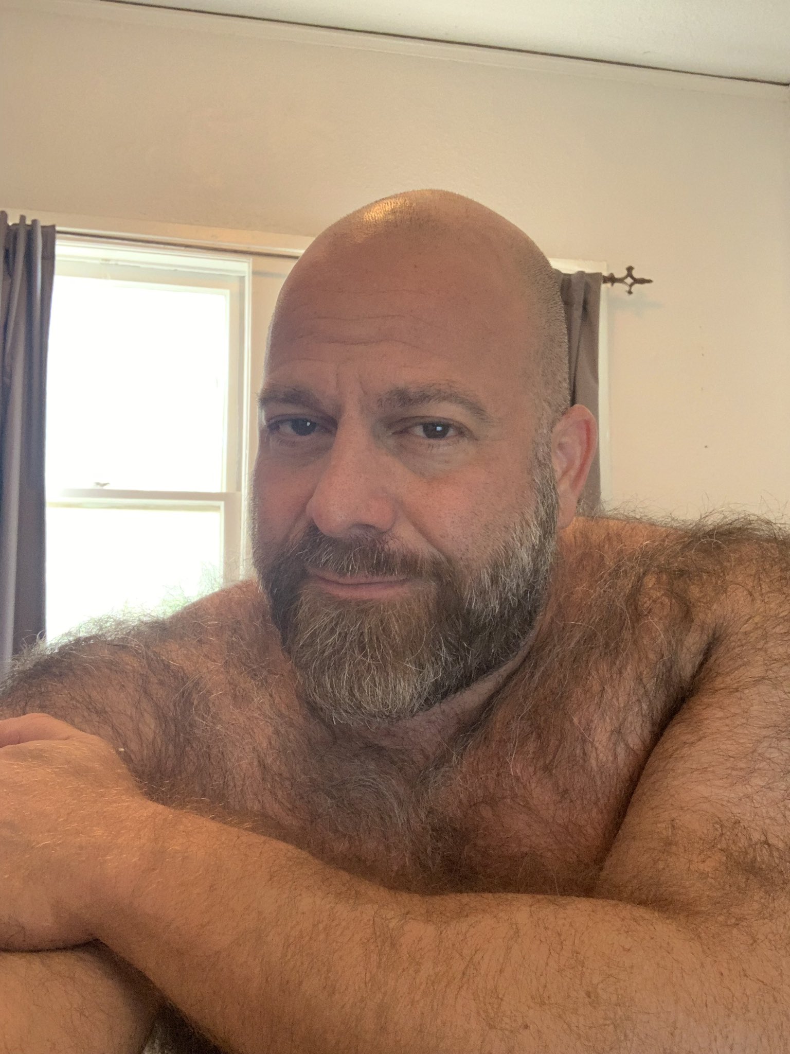 Im Alan & Im hairy on X: A little post working smile hairy daddy gay  gonna gym tonight! t.cofe9uTtTCC1  X