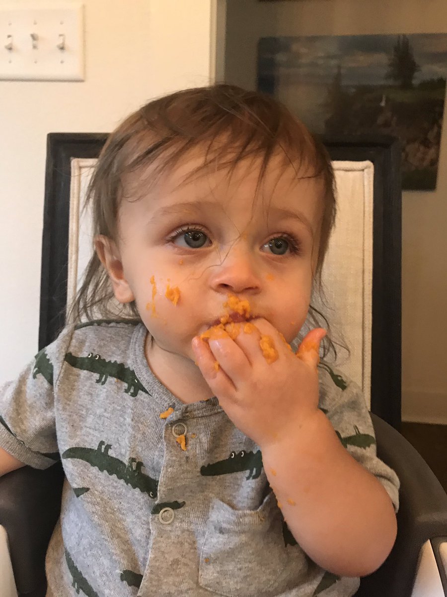 JonRossH's tweet photo. @chamberlindsayh @Conway_Chamber @ACCEHQ Now, Owen and I could use some help! #hurryhome https://t.co/cURq5tevxH
