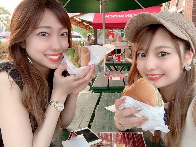 8359si's tweet photo. 佐世保バーガー🍔

#huistenbosch https://t.co/2kmsWsCzbd https://t.co/DotH2RiXag