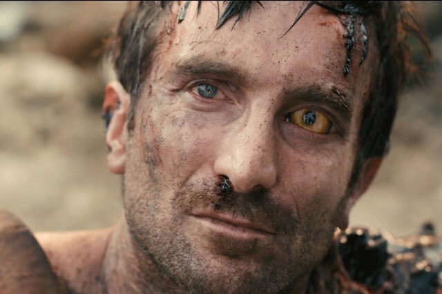 이토록 잔인한 인간의 모습이라니.. #sf영화 계의 신선한 충격 #ebs영화 < #디스트릭트9 > 7/20(토) 밤 10:55 http://naver.me/GKMGxMjuTranslate post